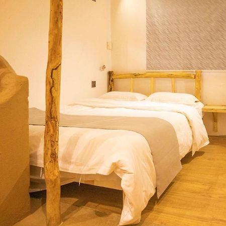 Right Here Hotel Dunhuang Εξωτερικό φωτογραφία