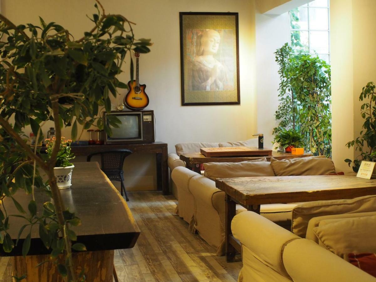 Right Here Hotel Dunhuang Εξωτερικό φωτογραφία