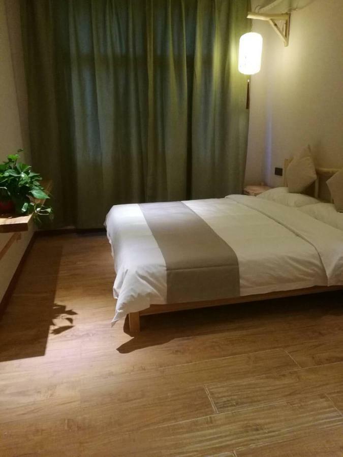 Right Here Hotel Dunhuang Εξωτερικό φωτογραφία