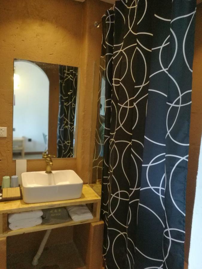 Right Here Hotel Dunhuang Εξωτερικό φωτογραφία
