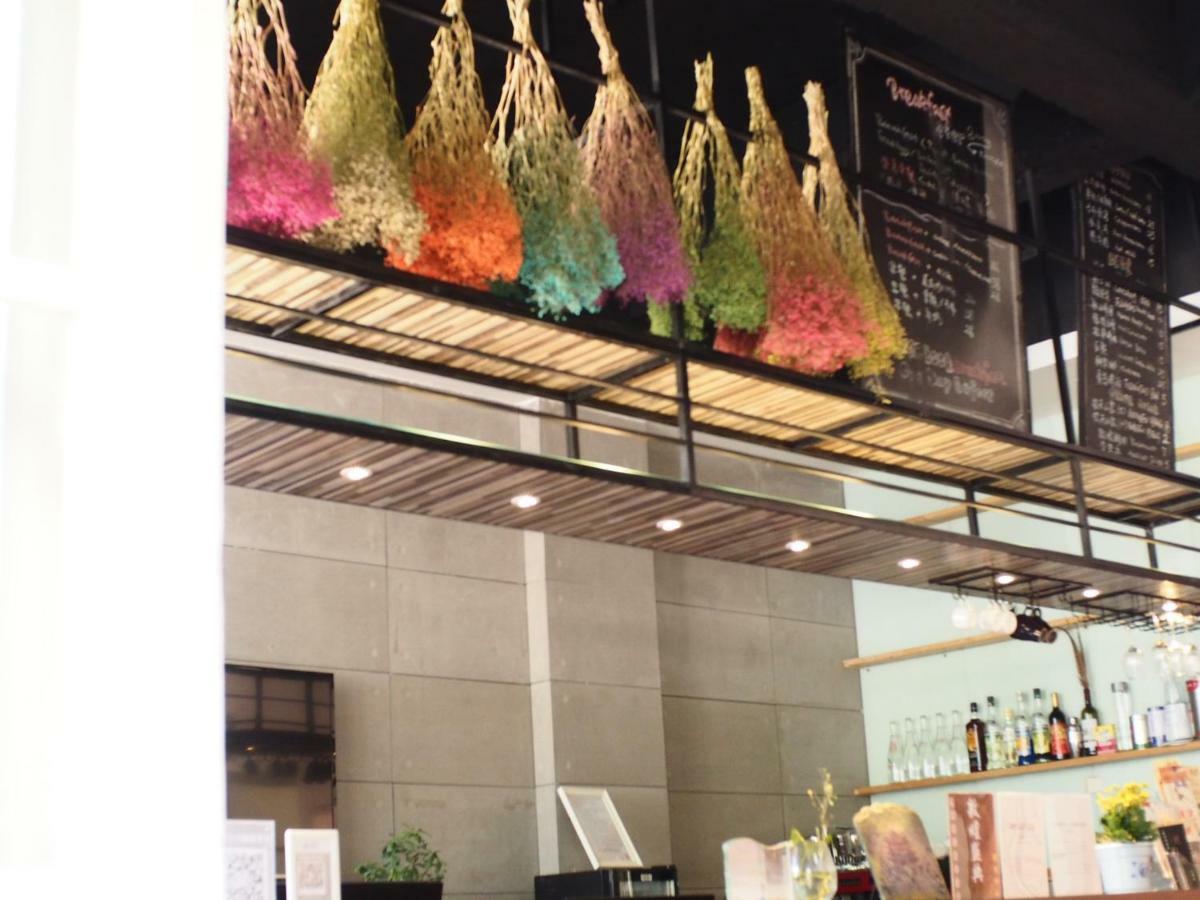 Right Here Hotel Dunhuang Εξωτερικό φωτογραφία